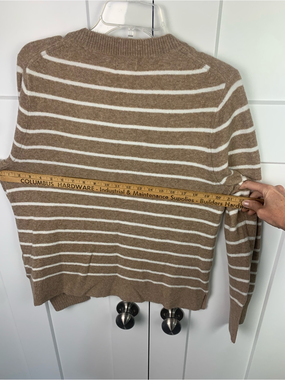 NWT J.Crew LARGE Crewneck Pullover Sweater Extra Soft Yarn Beige Ivory Stripe - Picture 6 of 6